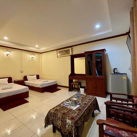 Sengkeo Hotel Vientiane Exterior photo