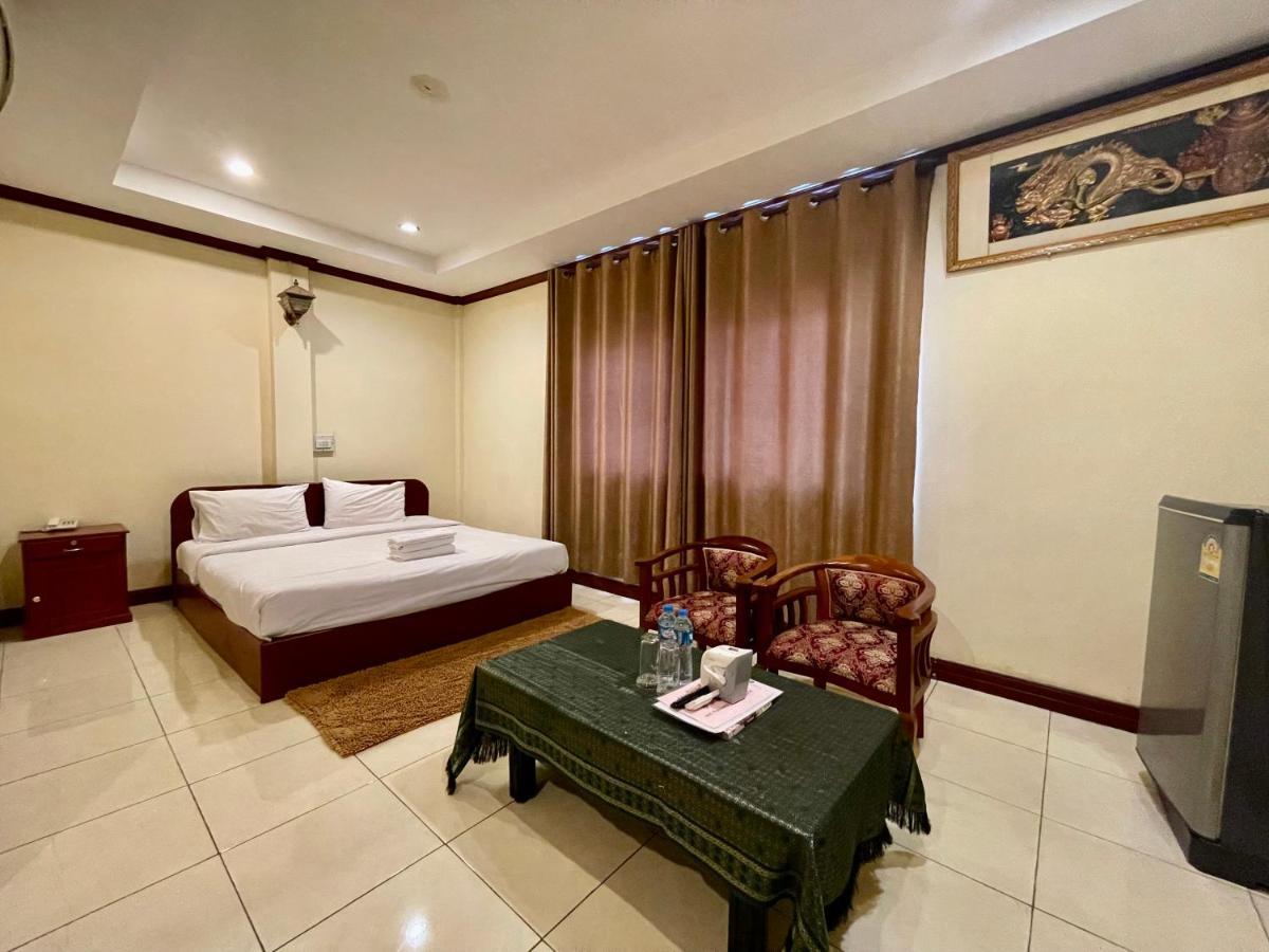 Sengkeo Hotel Vientiane Exterior photo