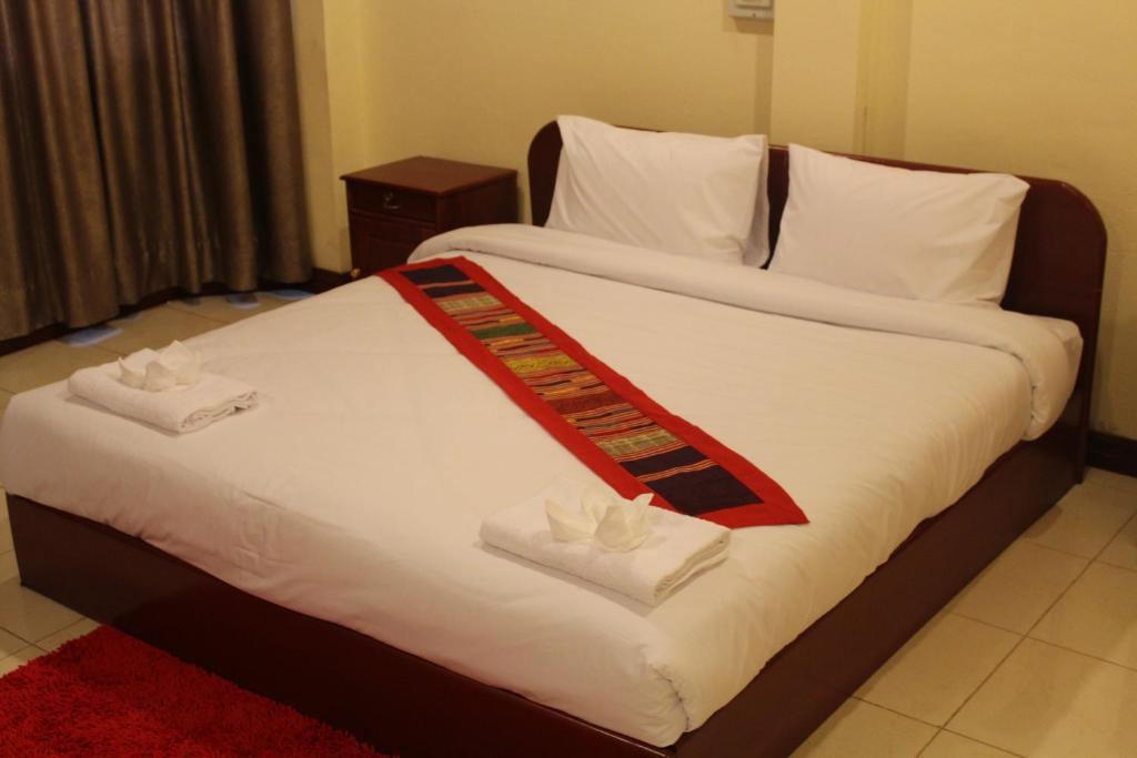 Sengkeo Hotel Vientiane Exterior photo