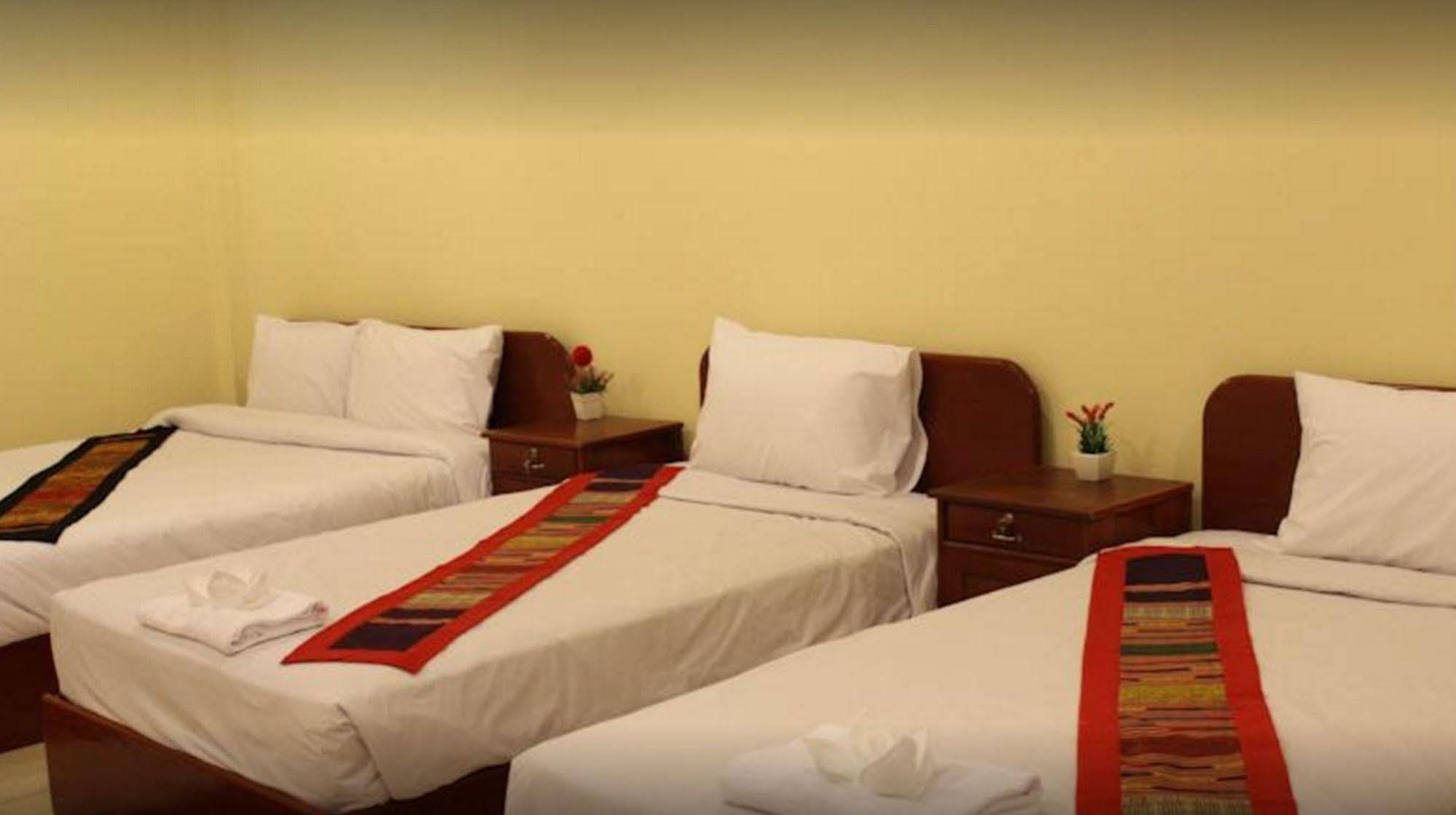 Sengkeo Hotel Vientiane Exterior photo